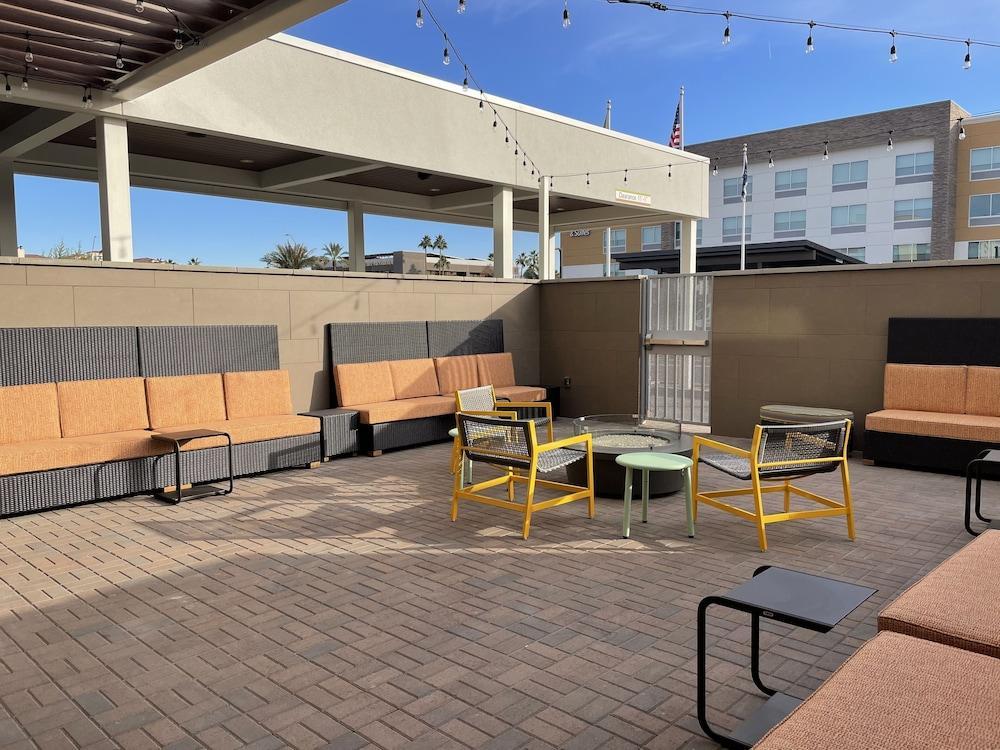 Home2 Suites By Hilton Phoenix Airport North, Az Exterior photo